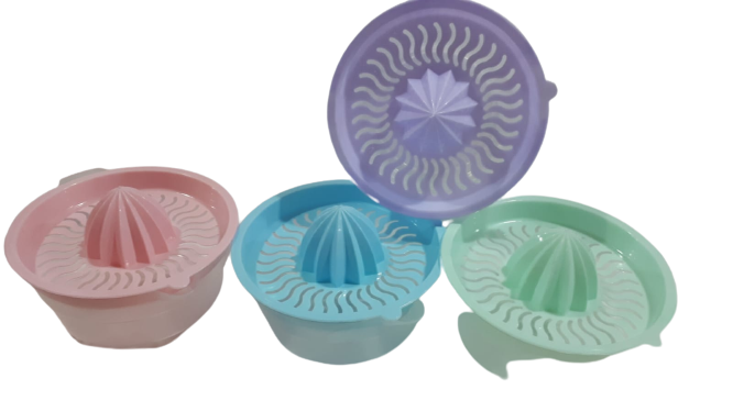 MIS EXPRIMIDOR -0983- 1.2LT PLASTICOS PASTEL EXPRIMIDORES PLASTICAS ALTO 9 DIAM 13.5 CM